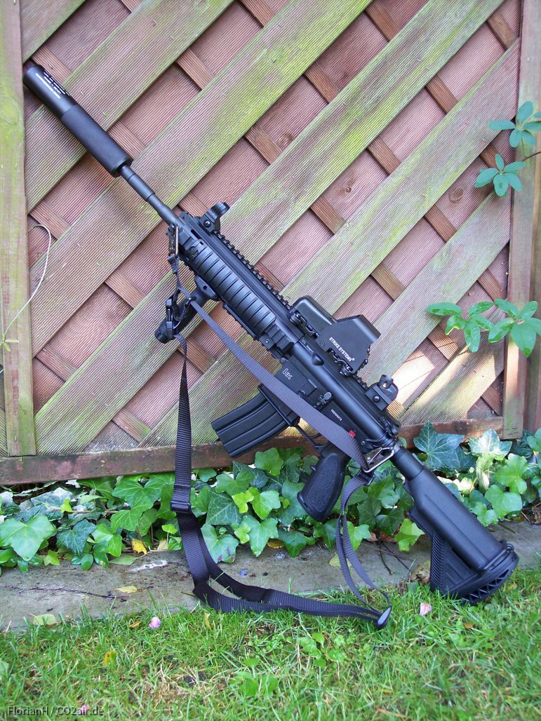 HK416 mit Schalldämpfer