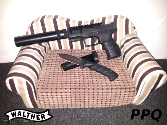 Walther PPQ Familien couch