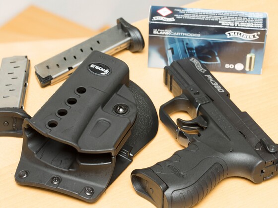 Die Walther PK380 und das passende Schnellzieh-Holster GL-2 ND von Fobus