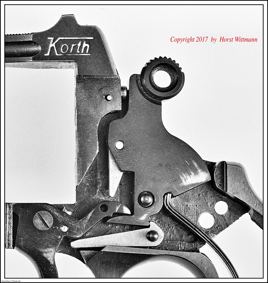 Korth Revolver  9mm R.K.  Schlagstück in der Sicherheitsrast