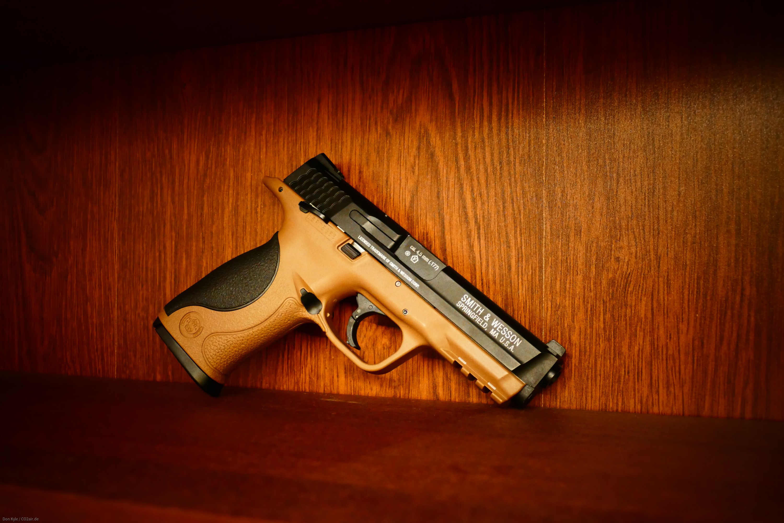 Smith&Wesson M&P 40 FDE | 4,5mm BB