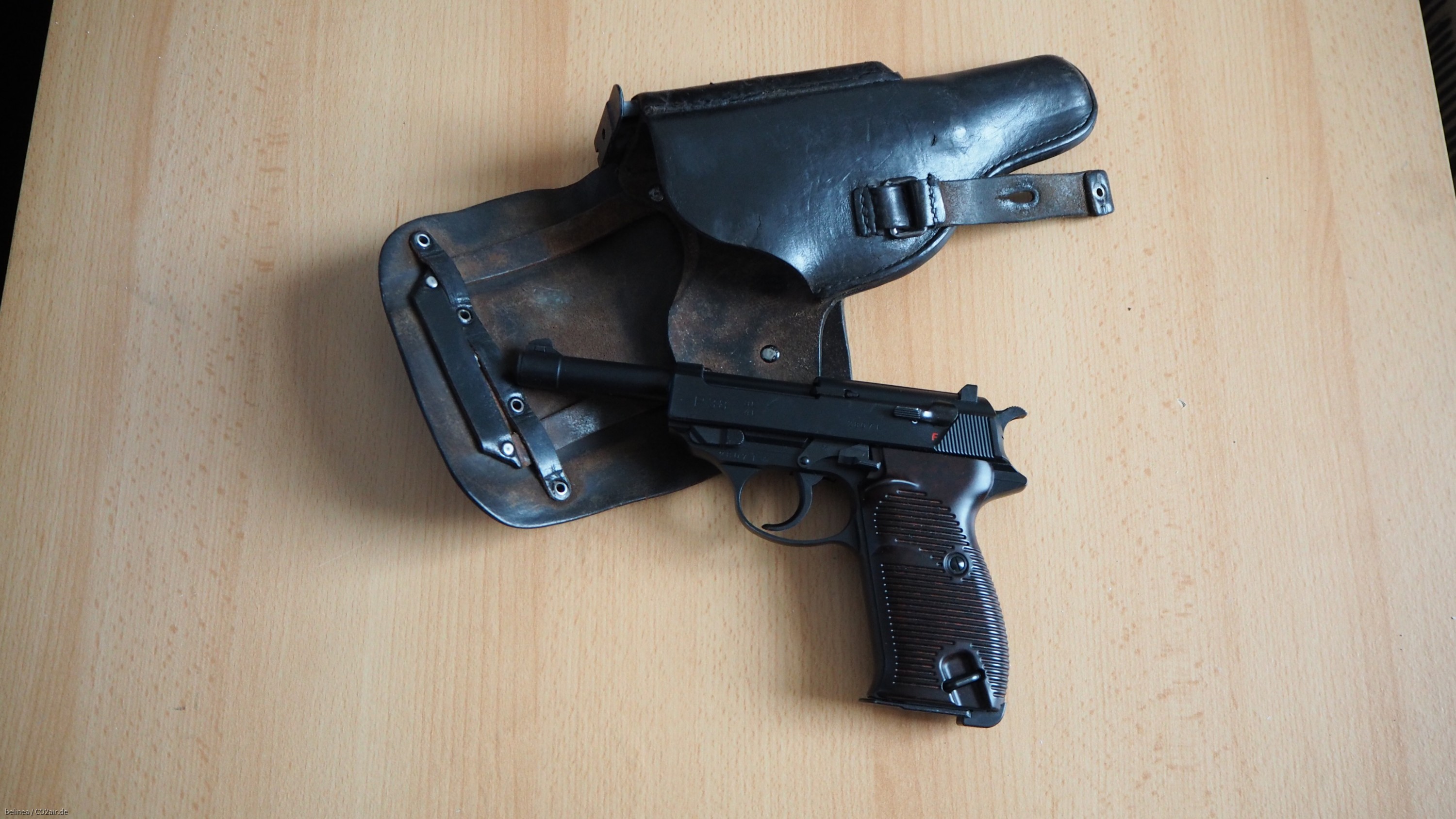 Walther P38 CO2 in Originaltasche