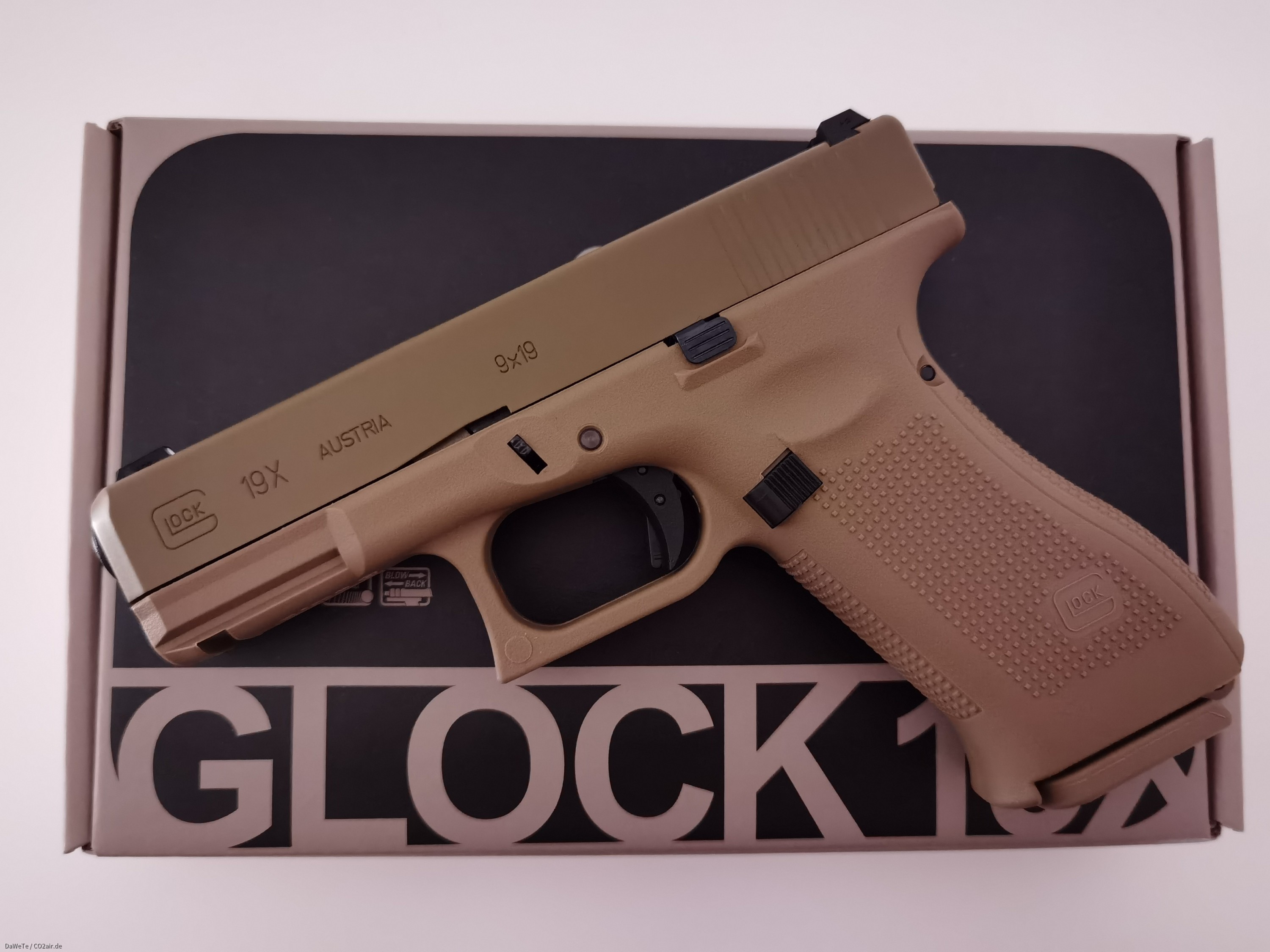 VFC Glock 19X, GBB, 6mm BB