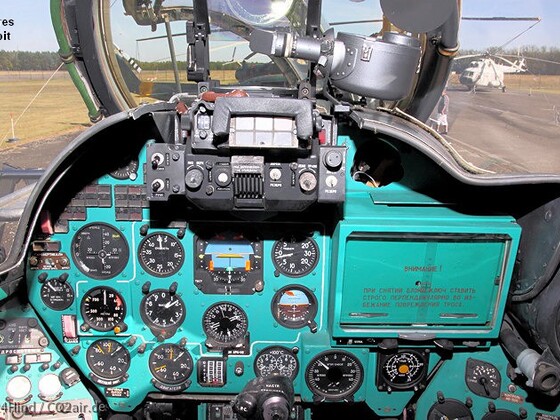a_Mil_Mi-24_Cockpit_1