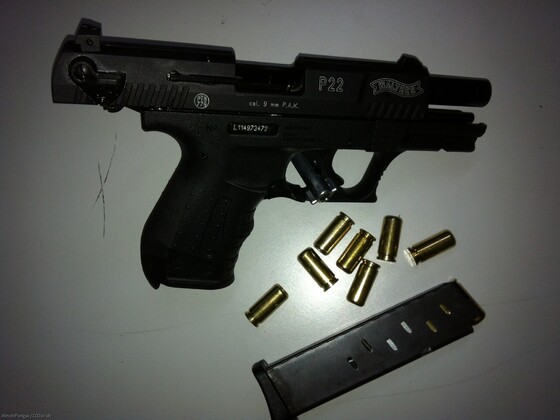 Walther p22