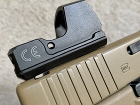 Glock 19X mit UTG greendot